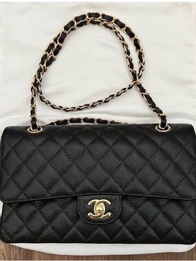 CHANEL Black Quilted Leather Shoulder Bag with Gold Hardware